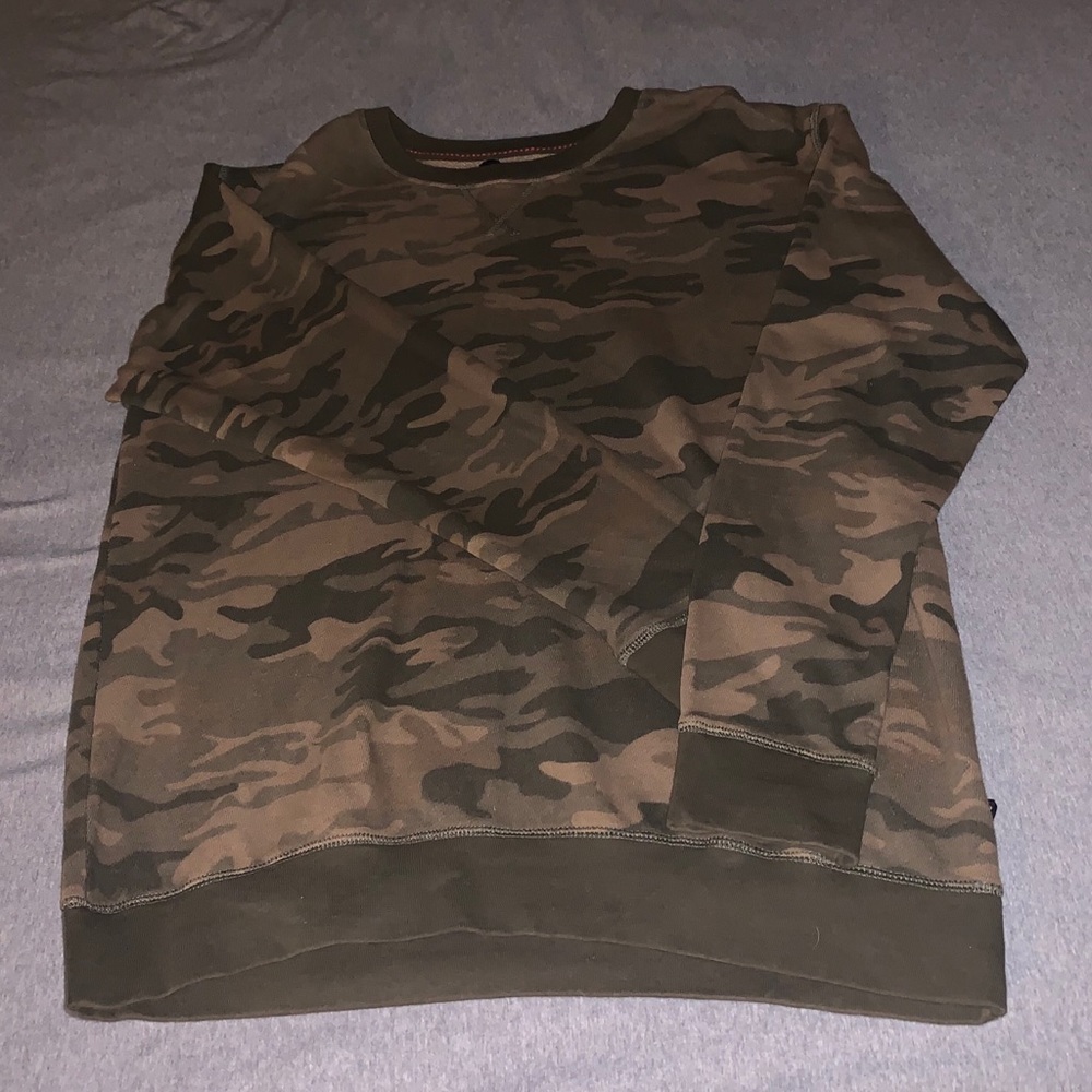 Camo Pullover